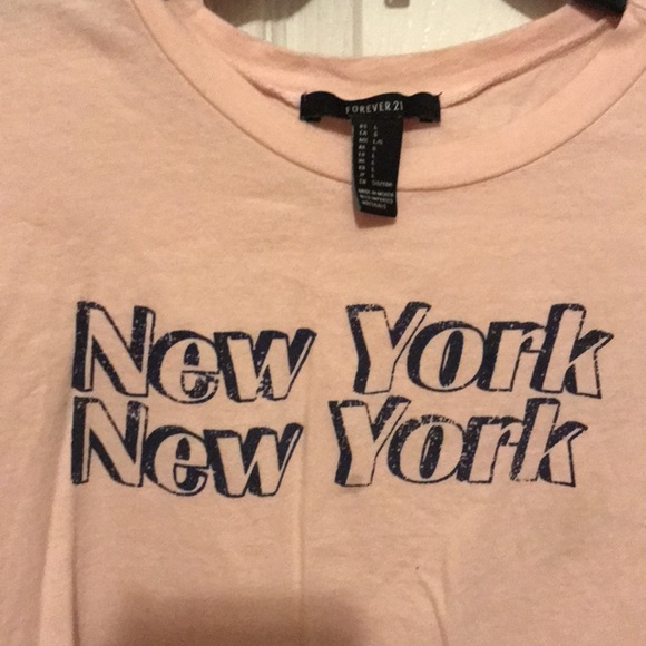 2 Forever 21 Cropped Shirts NEW YORK & Joshua Tree - Picture 2 of 7